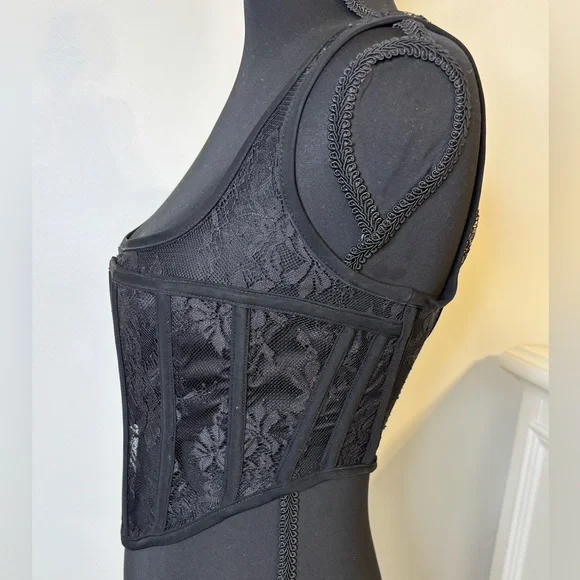 Meshki Black Lace Corset Top with black solid front panel Size XS - Picture 4 of 15